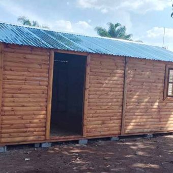 Wendy House 4m x 6m (24m2) Knotty Pine 16mm