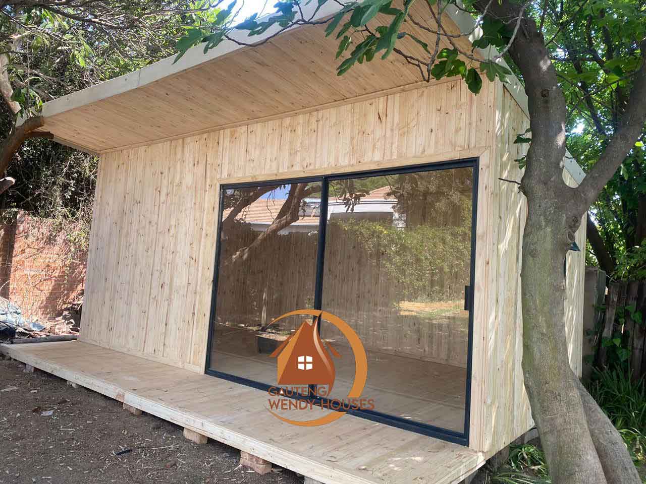 Sleek Cabin 4m x 6m (24m2) Knotty Pine